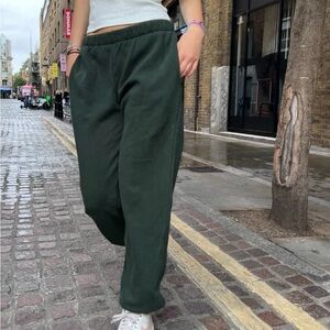 Brandy Melville Rosa Sweatpants